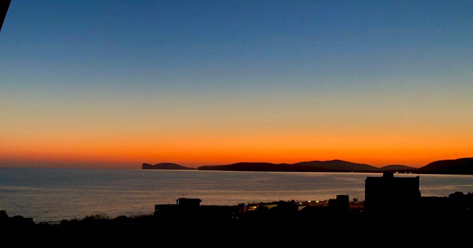 Casa Comoda A Due Passi Dal Lungomare アルゲーロ エクステリア 写真